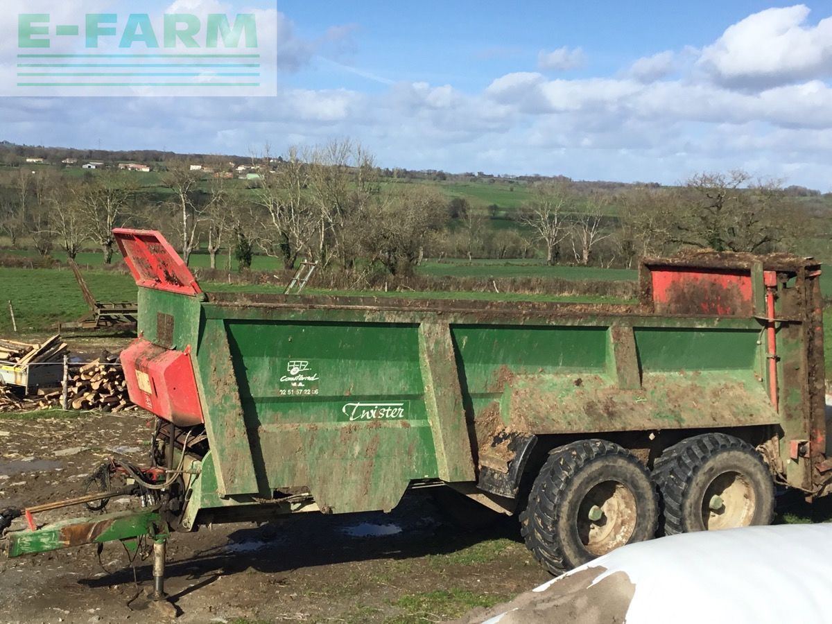 E-FARM: coutand twister rem 18 - Mist- und Kompoststreuer - id AEK7RSD - 26.500 € - Baujahr: 2016 - Frankreich
