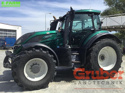 E-FARM: Valtra T234D - Tractor - id F7TQKZU - €73,250 - Year of construction: 2017 - Engine hours: 5,120,Engine power (HP): 249,Germany