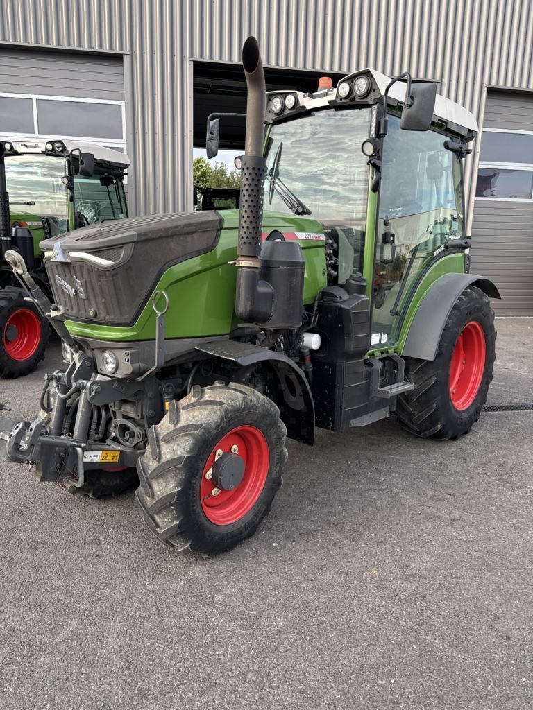 Fendt 209 V Vario Trattore 84.000 €