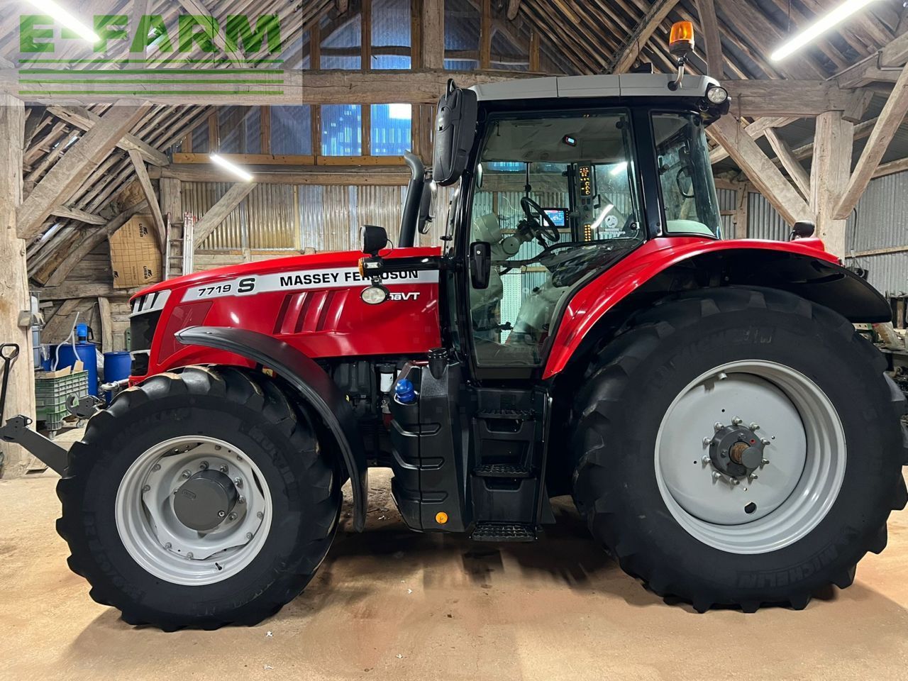 Massey Ferguson 7719 Tractor €109,500