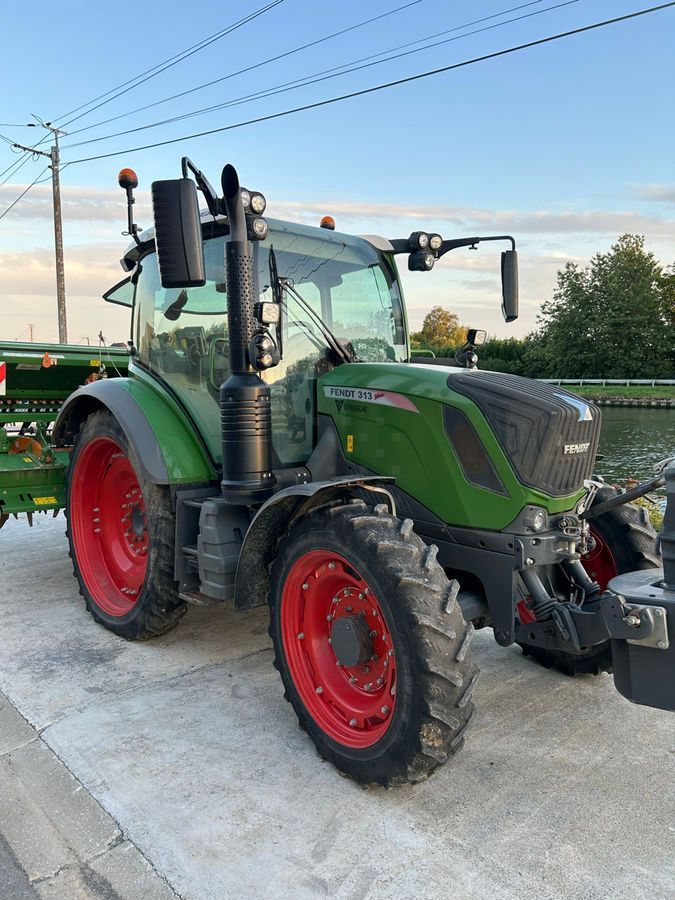 Fendt 313 Vario Profi Tractor €92,000