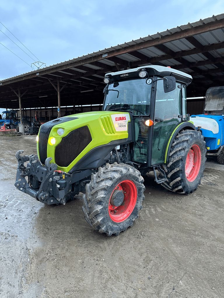 E-FARM: Claas Nexos 240 F - Tractor - id M324W5A - 49.000 € - Año: 2022 - Horas: 1900,Potencia del motor: 100,Francia