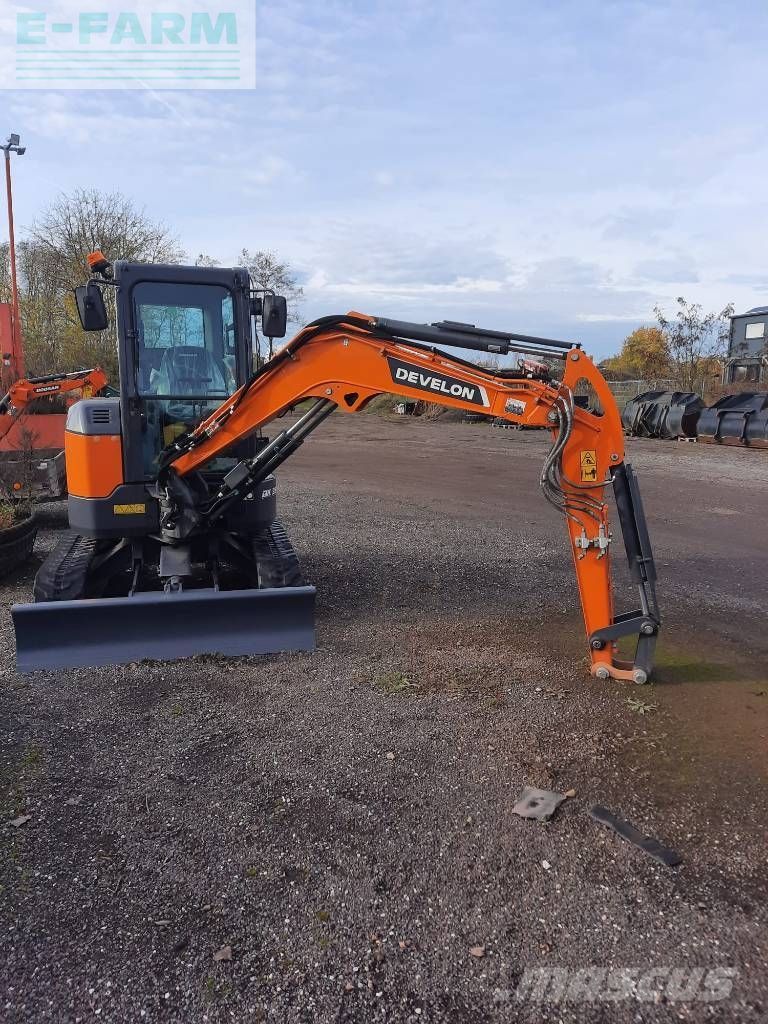 Doosan dx35z-7 sonderpreis Mini excavadora  37.500 €