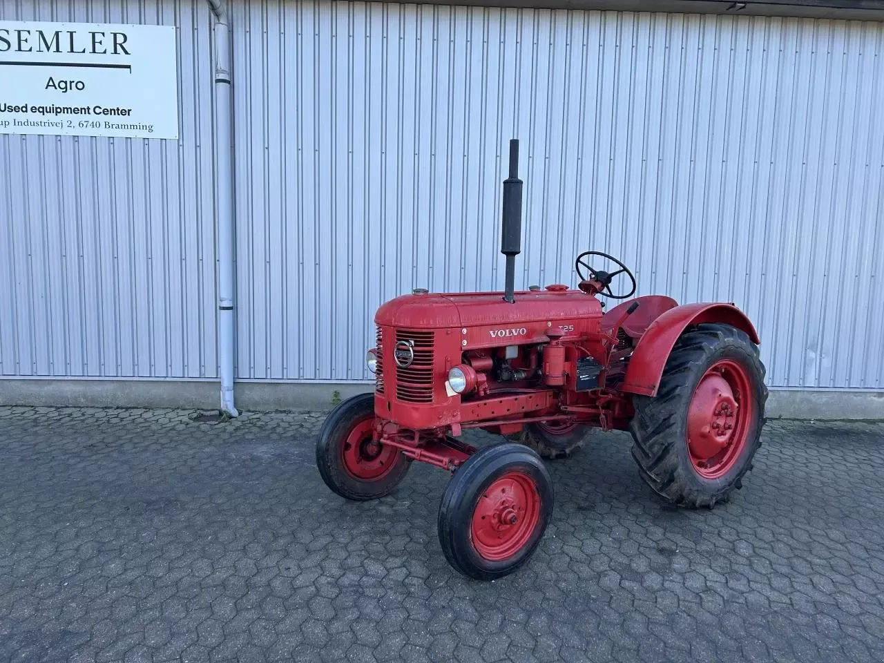 E-FARM: VOLVO t25 - Traktor - id GGGIHNR - 2.011 € - Motoreffekt (HP): 30 - Danmark