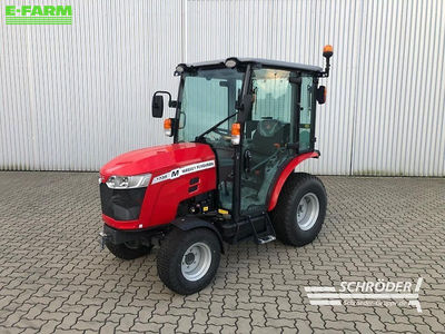 E-FARM: Massey Ferguson 1735M - Tractor - id Z1IQPW3 - €32,900 - Year of construction: 2023 - Engine power (HP): 35,Germany