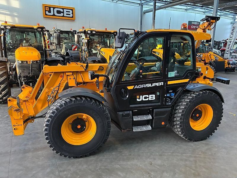 JCB 542-70 Telehandler €59,916