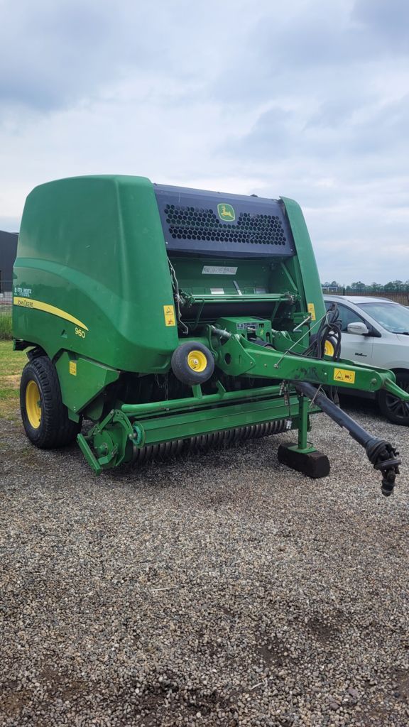John Deere 960 Bálázó 19 900 EUR