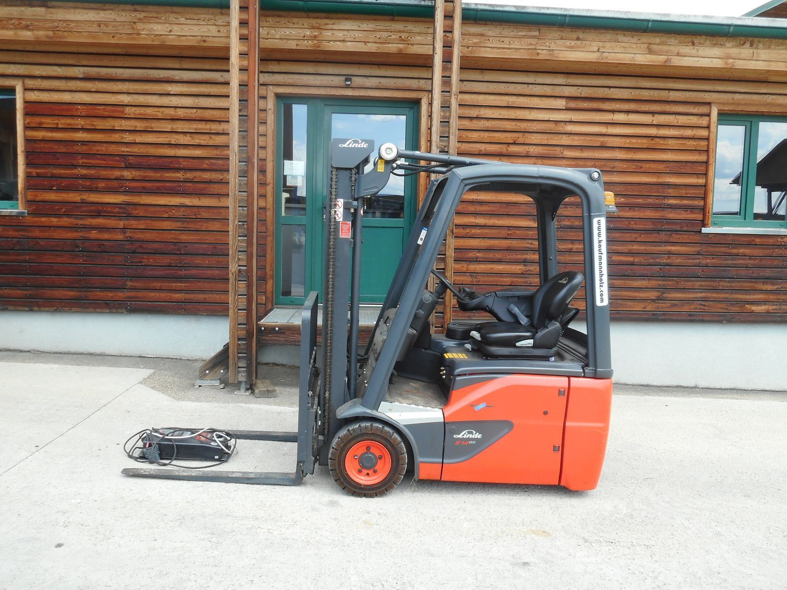 E-FARM: Linde e14-02 ( neuzustand ) - Forklift - id WRSTJNG - €7,700 - Year of construction: 2016 - Engine hours: 76,Austria
