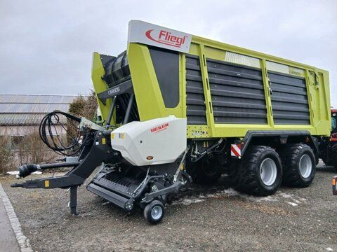 Fliegl cargos 8400 cargocut24 Takarmányszállító