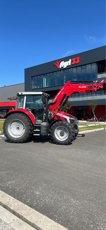 E-FARM: Massey Ferguson 5S.115 - Tracteur - id JQTKTHQ - 95 000 € - Année: 2022 - Lecture du nombre d'heure: 585,Puissance du moteur (chevaux): 115,France
