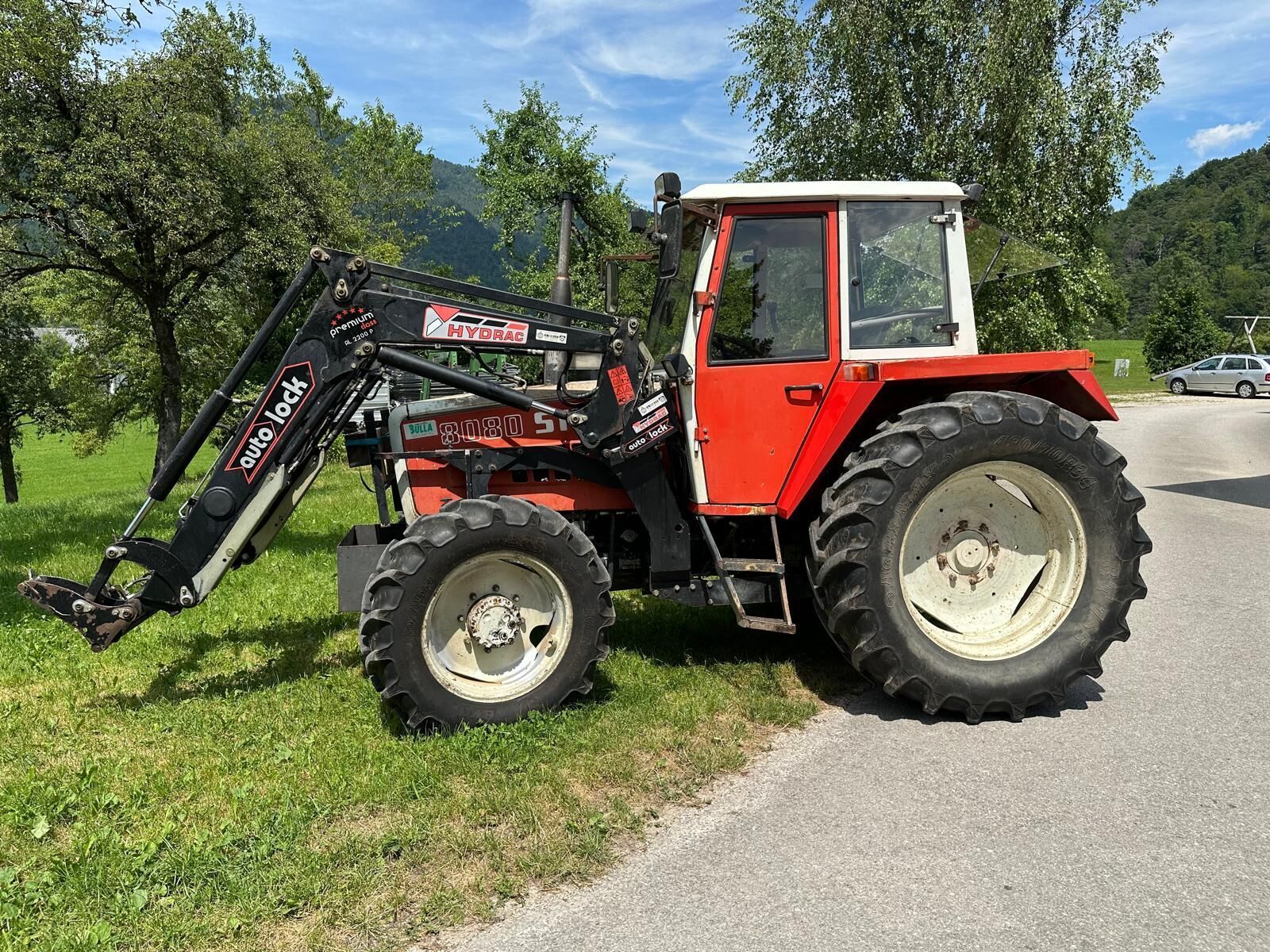 E-FARM: Steyr 8080 - Traktor - id APS6HZ5 - 17.611 € - Baujahr: 1985 - Abgelesene Motorstunden: 8.500,Motorleistung (PS): 80,Österreich