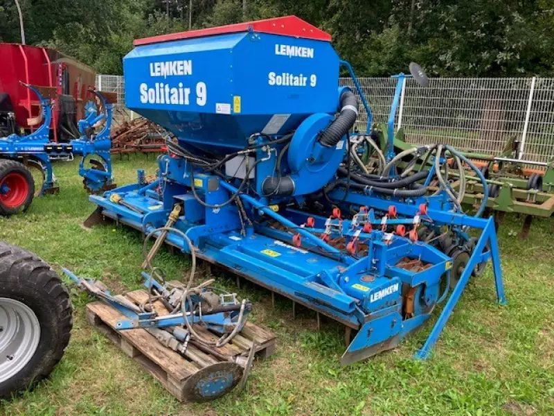 E-FARM: Lemken Solitair 9+/400 - Drill - id 83YYKKL - €17,500 - Year of construction: 2003 - Germany