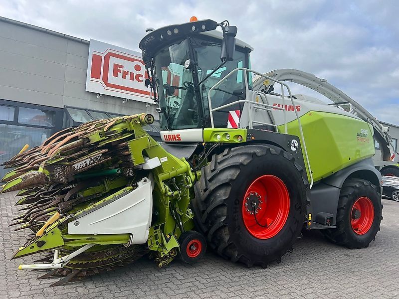 E-FARM: Claas Jaguar 990 - Самоходный кормоуборочный комбайн - id QCEGUZV - 438 000 € - Год выпуска: 2020 - Отработанные часы: 1 160,Мощьность двигателя: 925,Германия