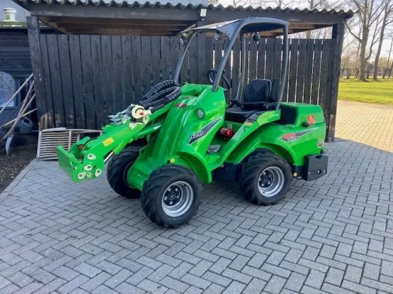 Avant 528 tdl Ładowarka kołowa