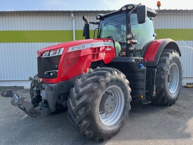 Massey Ferguson 8732 S Tractor €122,000