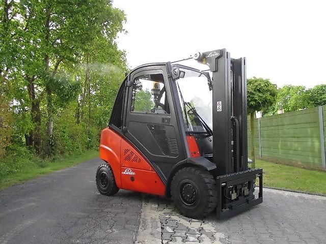 Linde H35T Вилочный погрузчик 16 800 €