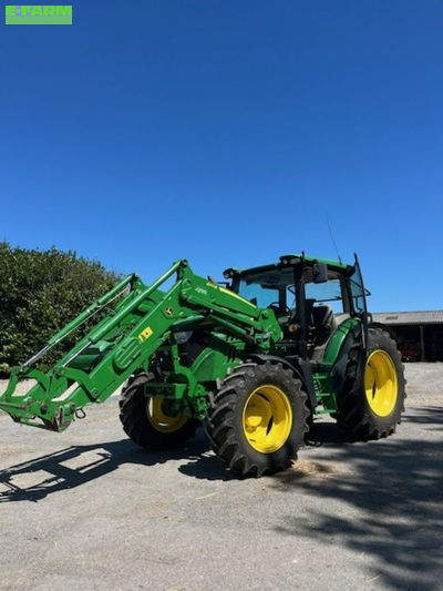 E-FARM: John Deere 6115 R - Tractor - id JG8DTDT - €60,000 - Year of construction: 2015 - Engine hours: 5,550,Engine power (HP): 115,France
