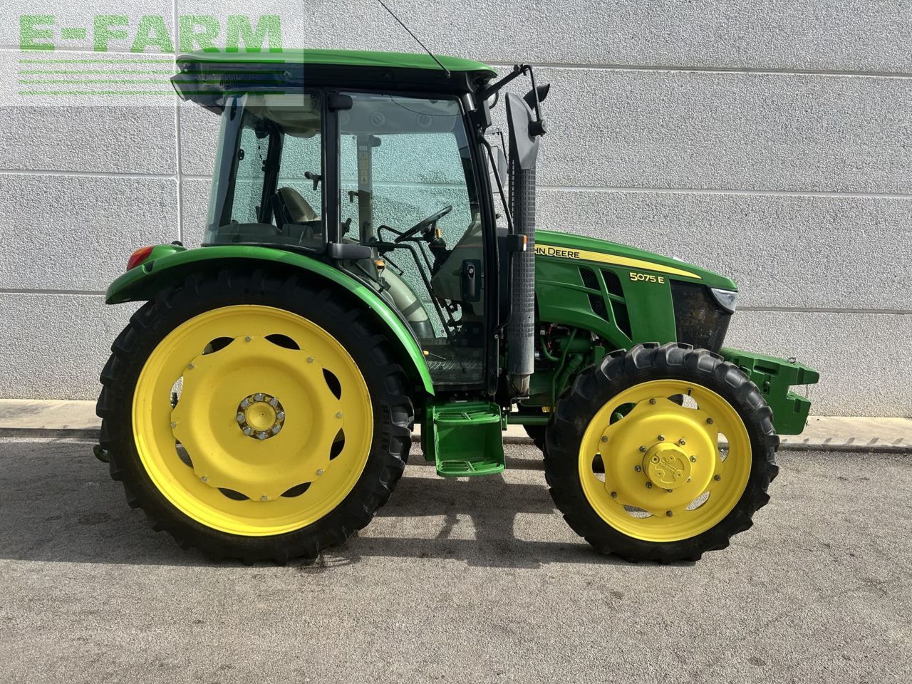 John Deere 5075 E Traktor 38.000 €