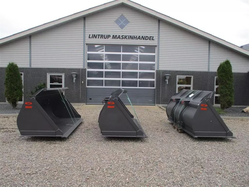 JST læsseskovl med volvoskifte 300 bred og tager 3.4m3. den er opbygget efter alle kunstens regler Excavator €7,343