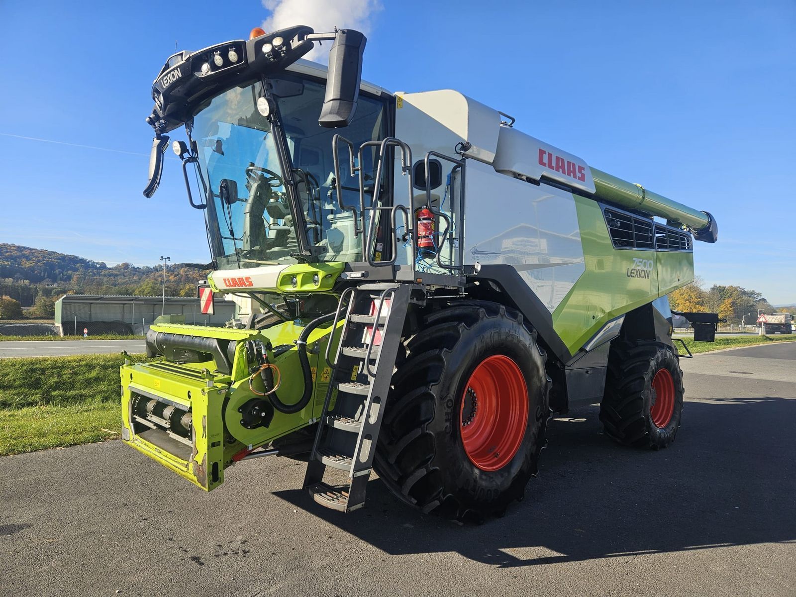 E-FARM: Claas Lexion 7500 - Combine harvester - id 14JFUML - €307,500 - Year of construction: 2023 - Engine hours: 1,253,Engine power (HP): 462,Austria