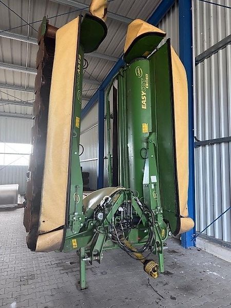 Krone EasyCut B 1000 CV Collect Mower €35,000