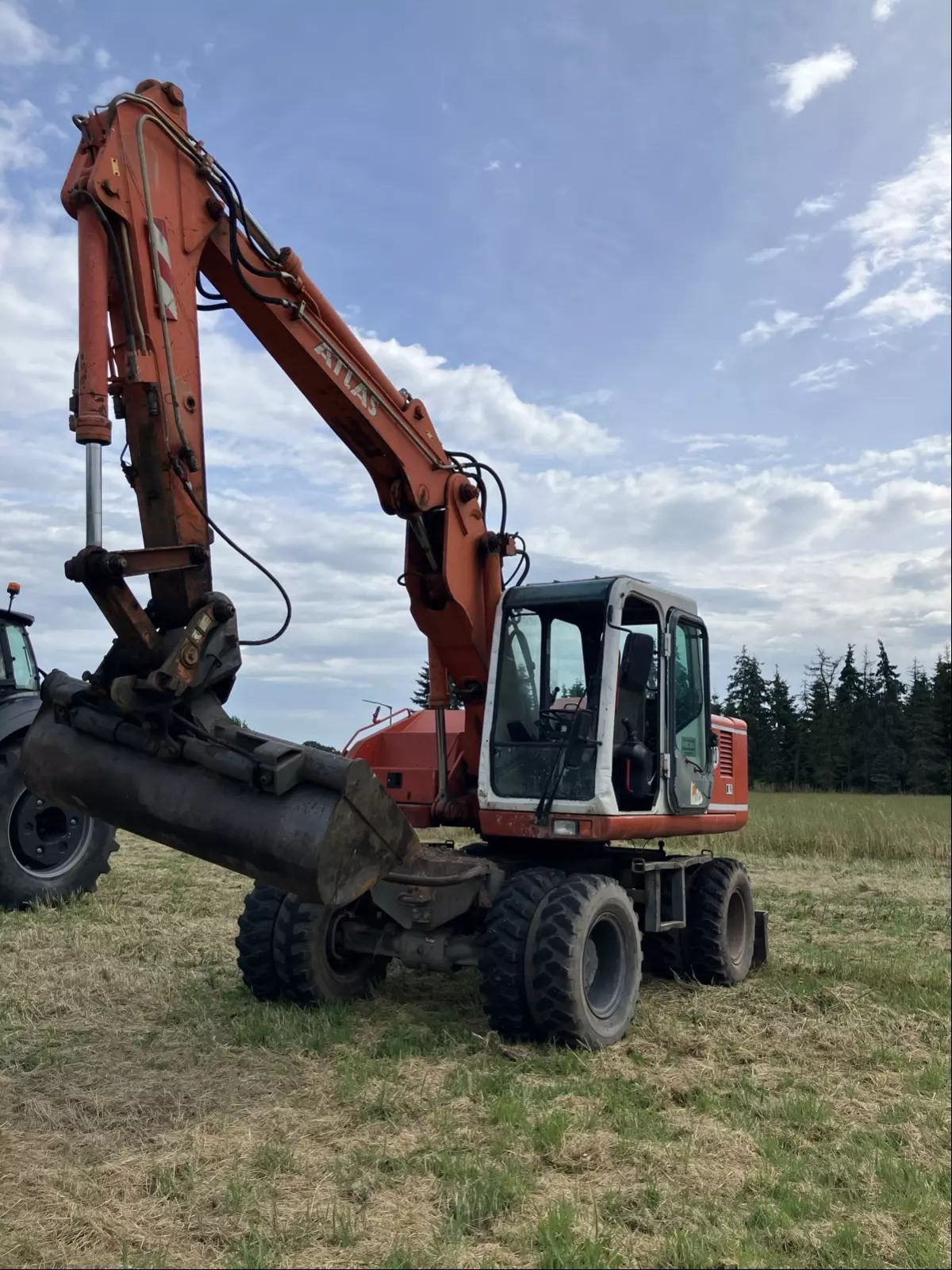 ATLAS 1304k Koparka 32 900 €