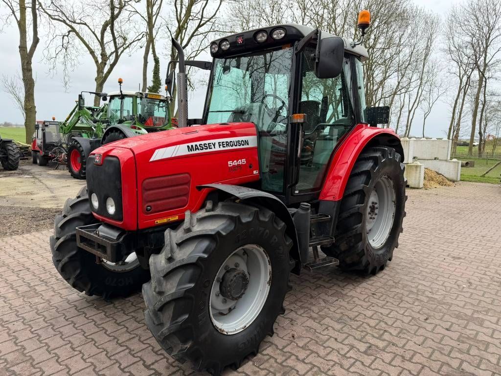 Massey Ferguson 5445 Traktor 26 000 €