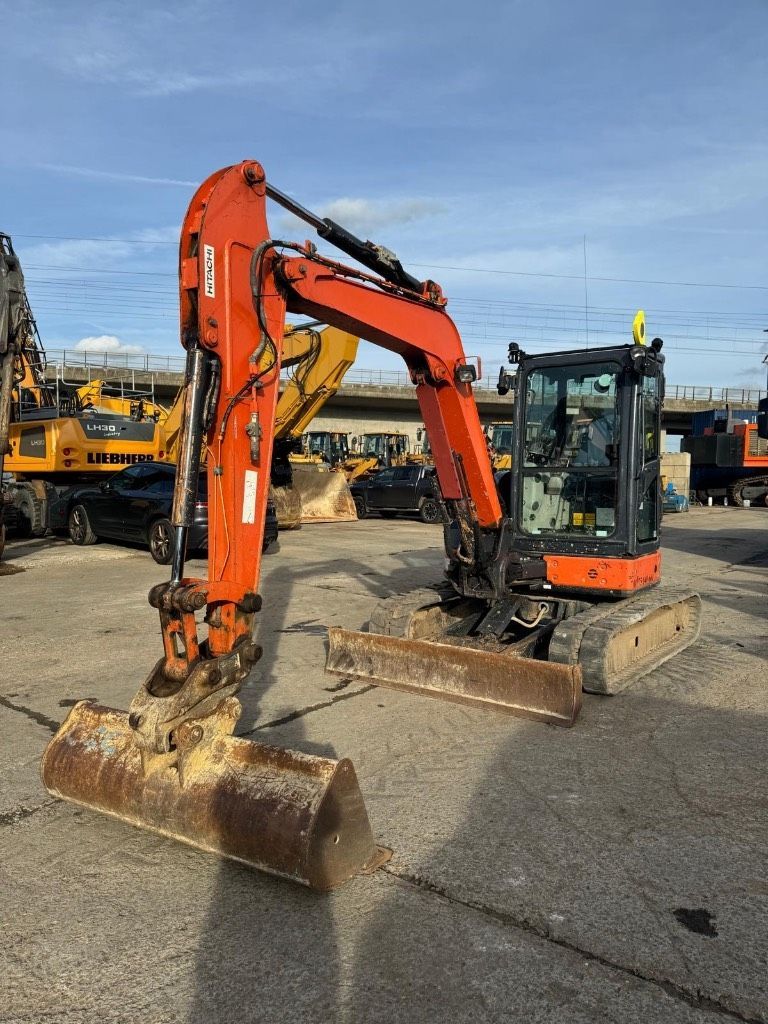 E-FARM: Hitachi ZX55U-5A - Mini excavadora - id ASBZGNI - 26.009