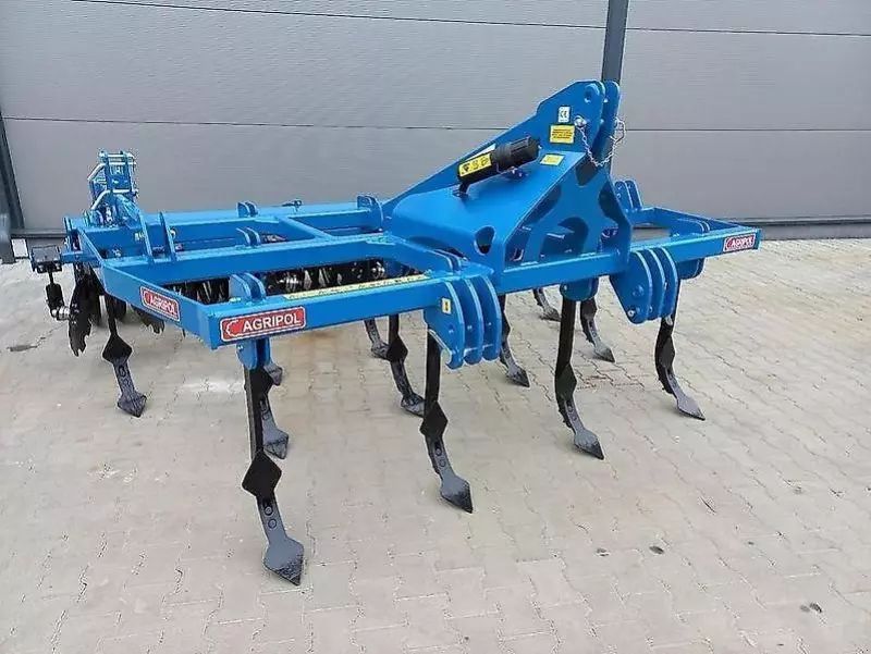 Agripol lem i 300 grubber mit scherschraubensicherung, 3 meter Grubber 6.000 €