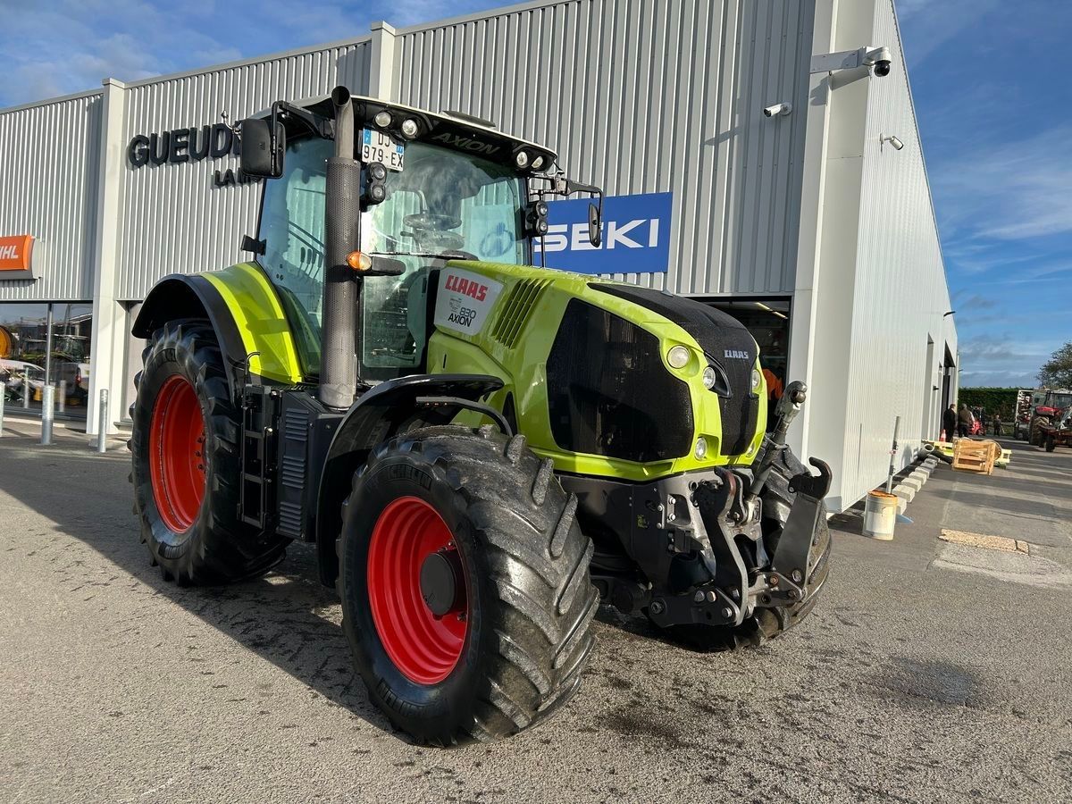 Claas Axion 830 Tractor €51,900