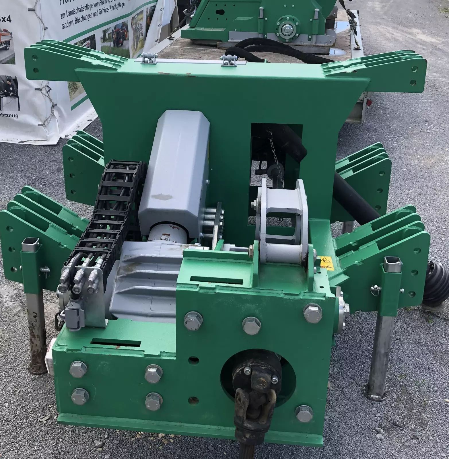 E-FARM: hen gasz-gr-001 - Power harrow - id VAWDQNB - €26,800 - Year of construction: 2017 - Germany