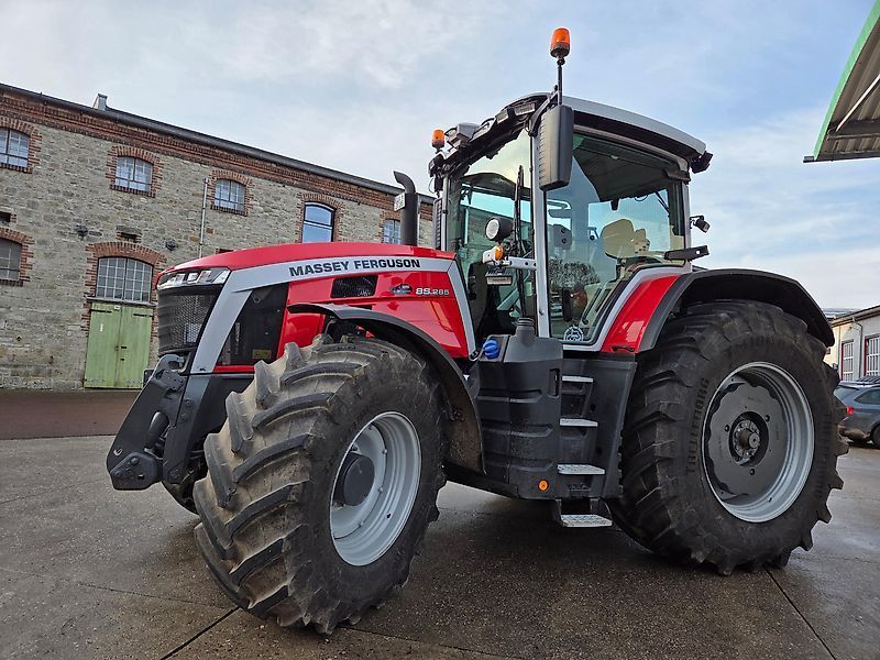 Massey Ferguson 8S.285 Tractor 185.000 €