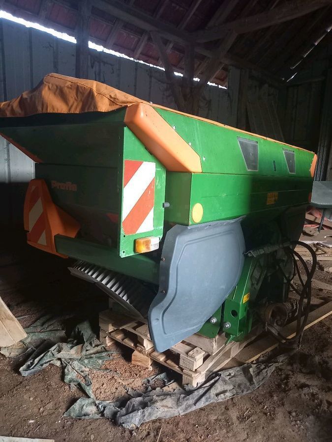 E-FARM: Amazone zam 1501 profis - Epandeur d'engrais - id JKAGWX5 - 5 500 € - Année: 2011 - France