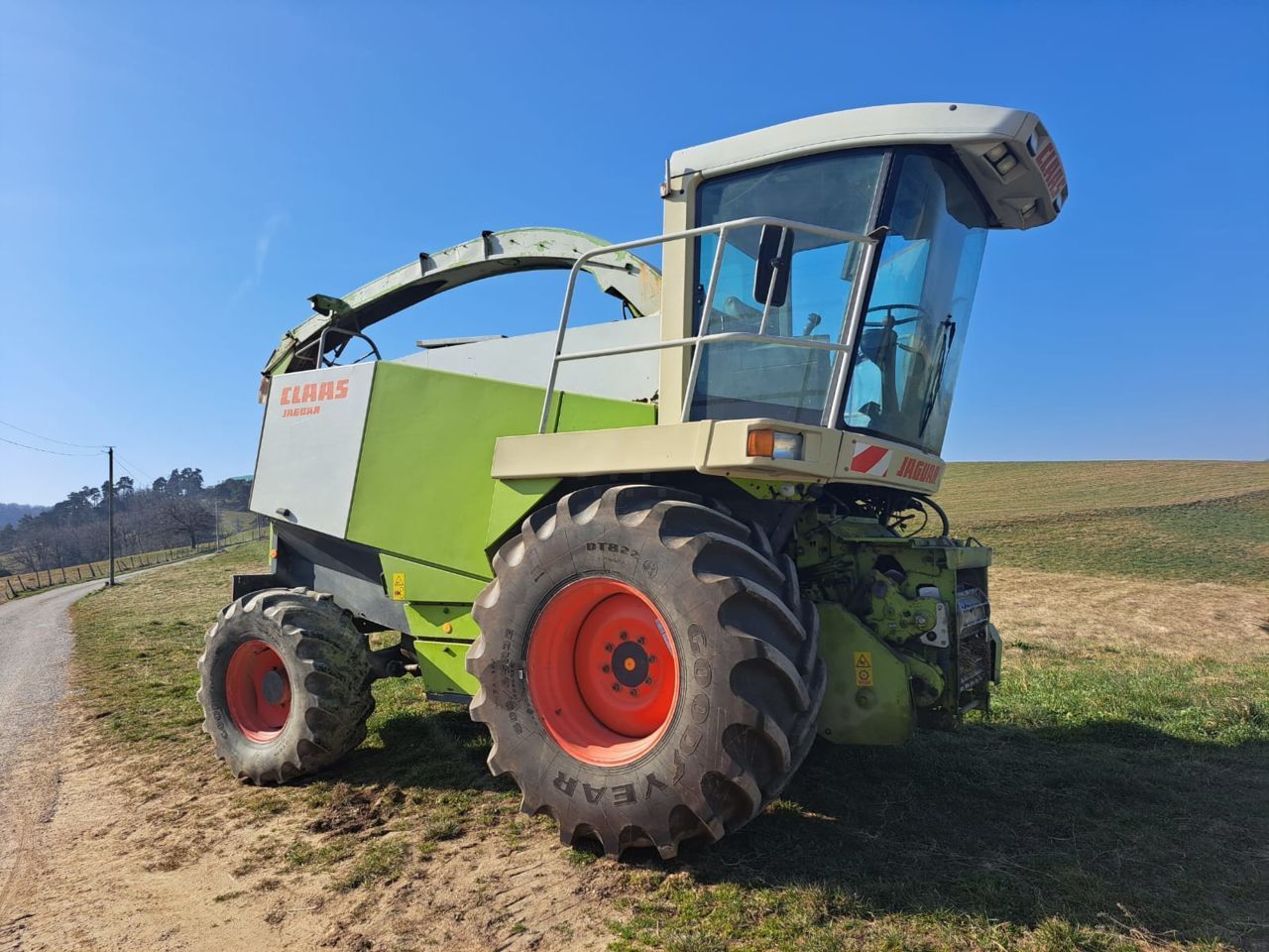 Claas Jaguar 840 Combina de siloz autopropulsată 30.000 EUR