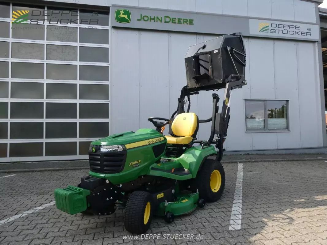 E-FARM: John Deere X950R - Tractor - id UFRNPJ6 - €21,450 - Year of construction: 2022 - Engine hours: 395,Engine power (HP): 25,Germany