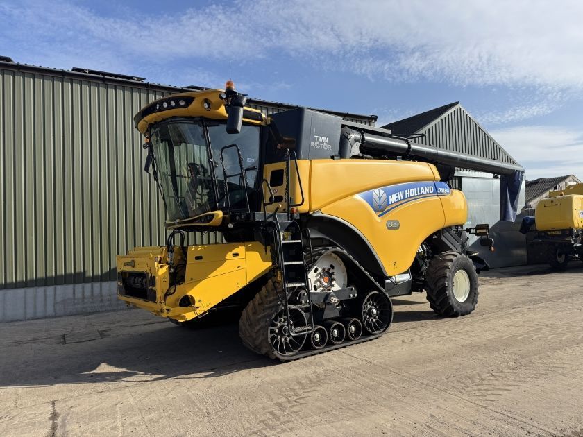 New Holland CR 8.90 Kombainas 155 871 €
