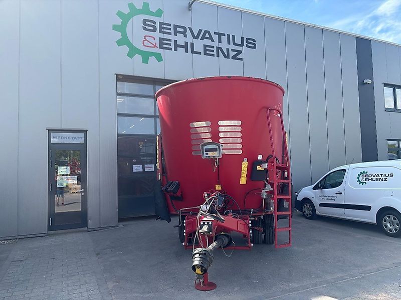 E-FARM: BVL v - mix 15 - 1s - Mélangeurs d'alimentation - id ZMZULV9 - 16 900 € - Année: 2018 - Allemagne