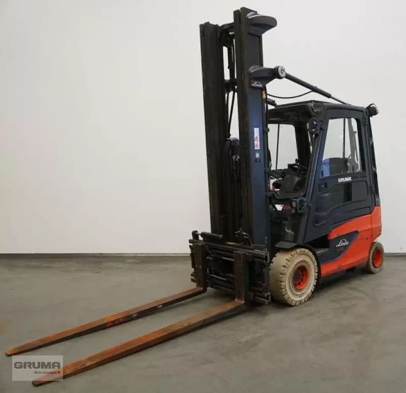 E-FARM: Linde e 25 387 - Targonca - id QX2RNRE - 18 950 EUR - Gyártási év: 2018 - Üzemóra (motor): 7483,Németország