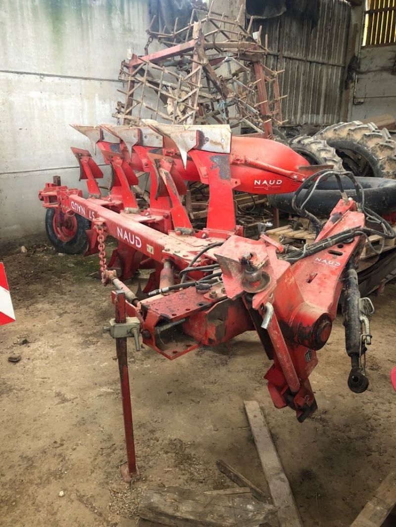 E-FARM: Naud naud57 - Charrue - id 3TJSPHG - 7 500 € - Année: 2002 - France