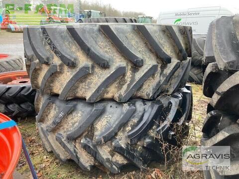 BKT kr 650/65r42 Wheel and track €8,900