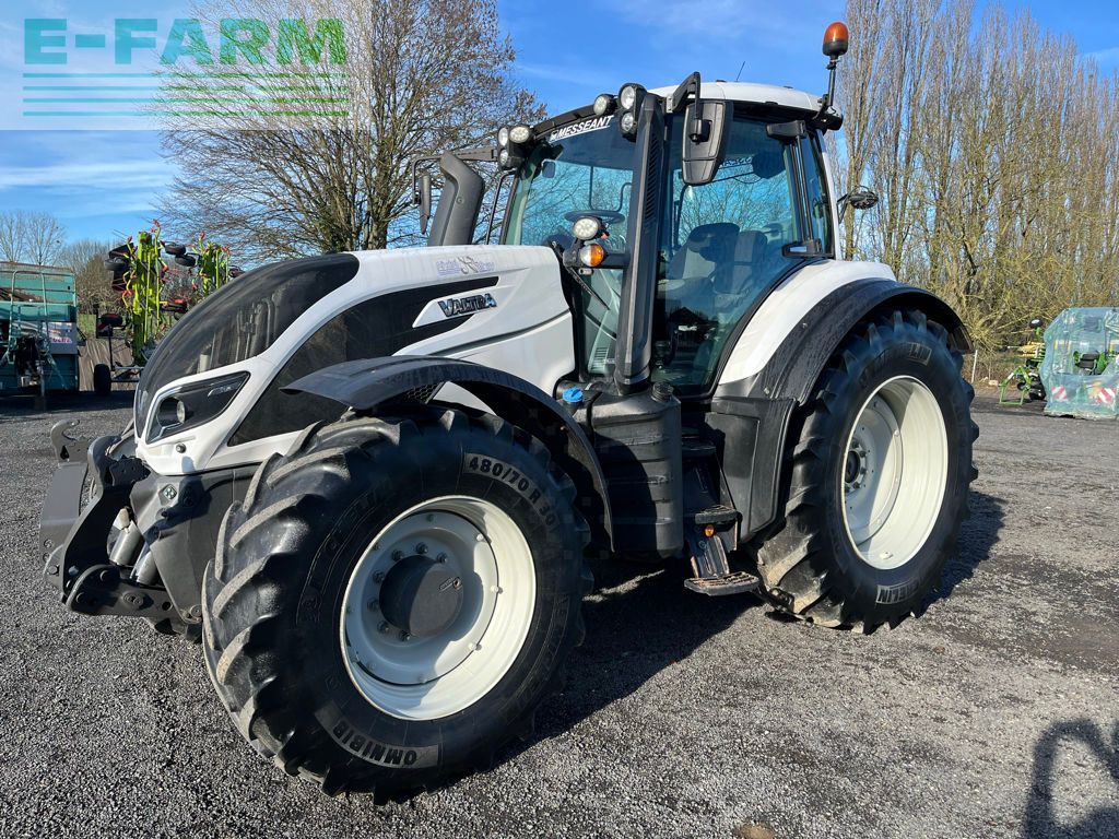 Valtra T 174 Traktor 85 000 €