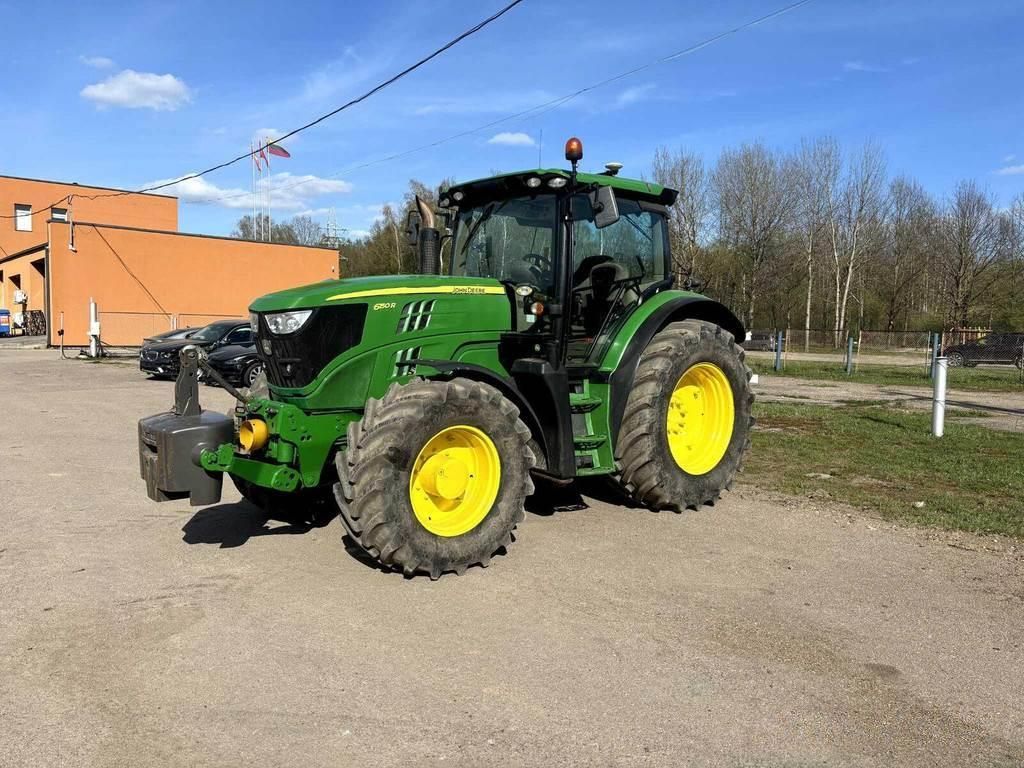 E-FARM: John Deere 6150 R - Tracteur - id SRBT3KG - 50 500 € - Année: 2015 - Lecture du nombre d'heure: 8 150,Puissance du moteur (chevaux): 150,Lituanie