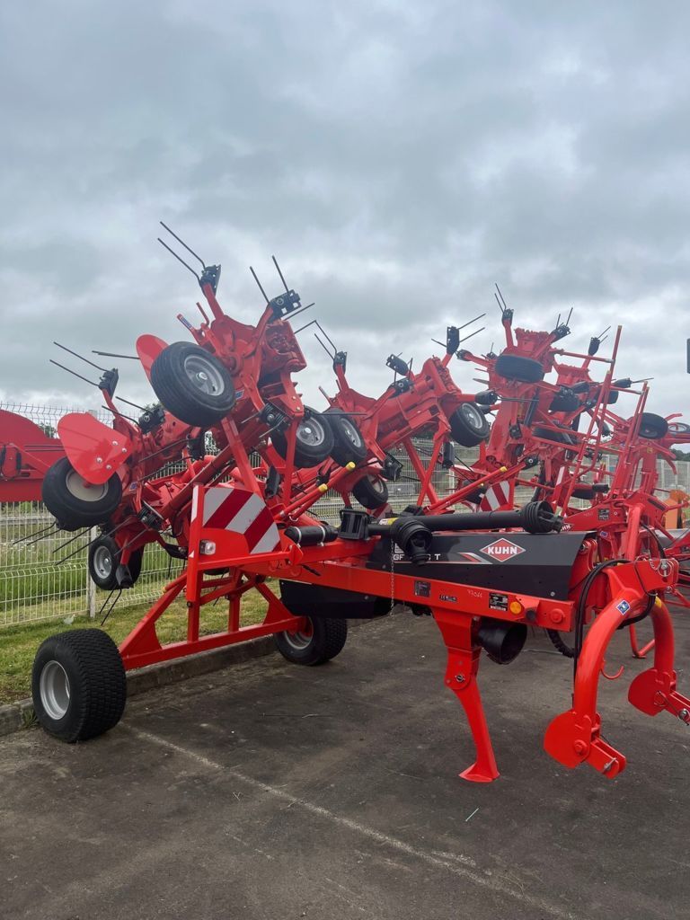 Kuhn GF 7903 Karuzelowy przetrząsacz do siana 17 590 €