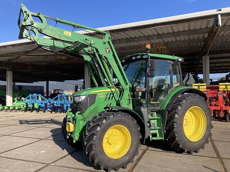 John Deere 6110 R Traktor 71 500 €