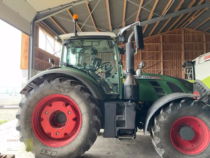 Fendt 724 Vario Tractor €81,500