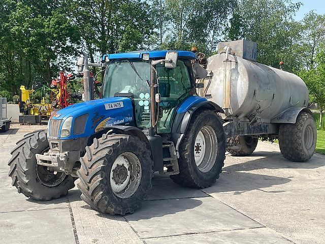 New Holland T 6030 Tractor €19,500