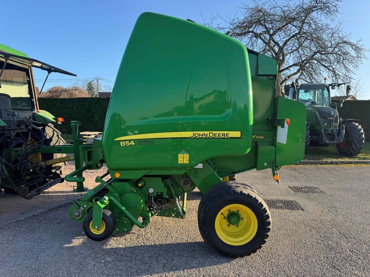 John Deere 854 Bálázó 16 000 EUR