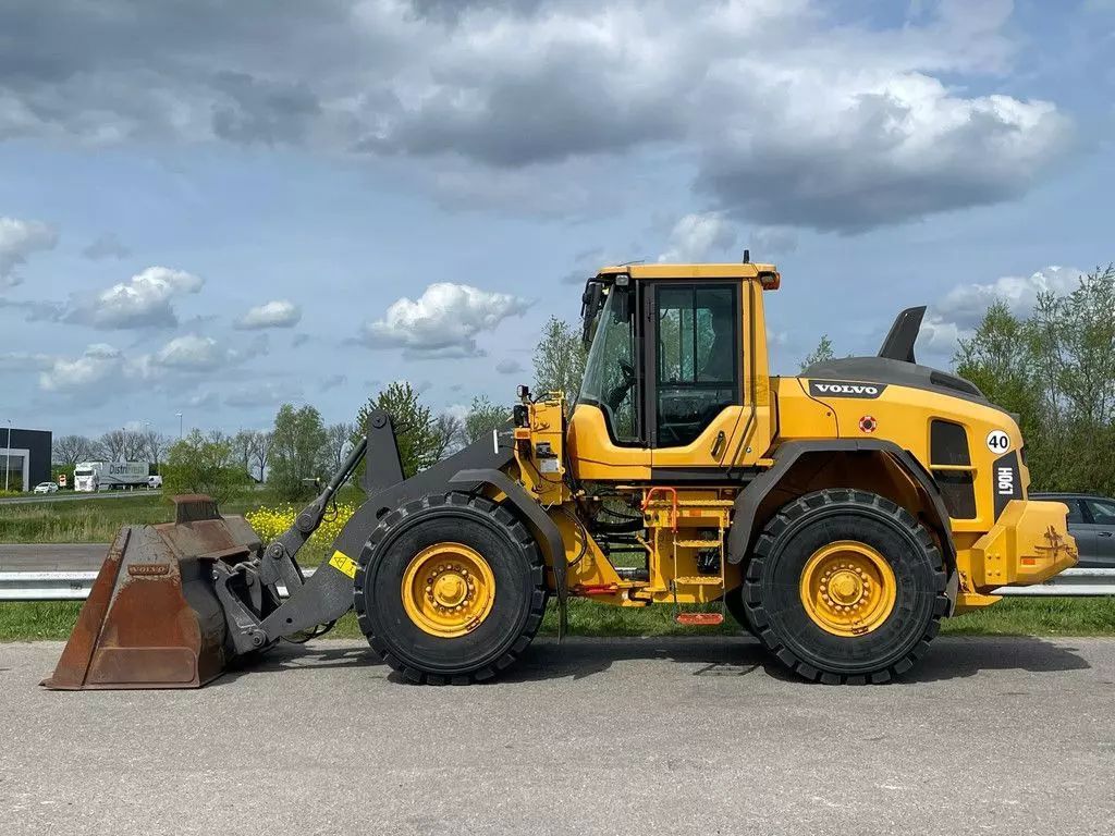 VOLVO l90h Cargador de ruedas 76.000 €