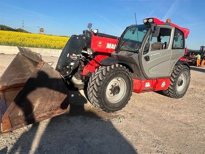 E-FARM: Manitou mlt 1040 - Teleszkópos rakodó - id Q4RXGJA - 42 500 EUR - Gyártási év: 2017 - Üzemóra (motor): 7600,Motor teljesítménye (LE): 145,Németország