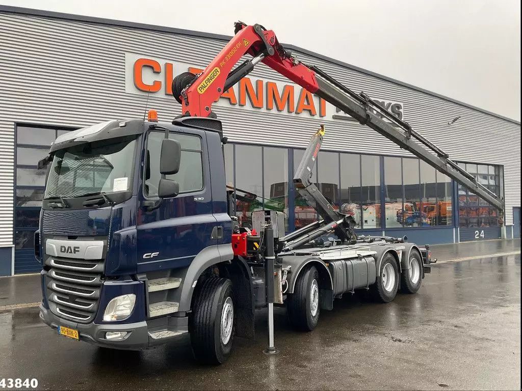 DAF fad cf 530 8x4 euro 6 palfinger 33 tonmeter laadkraan Trailer €149,000
